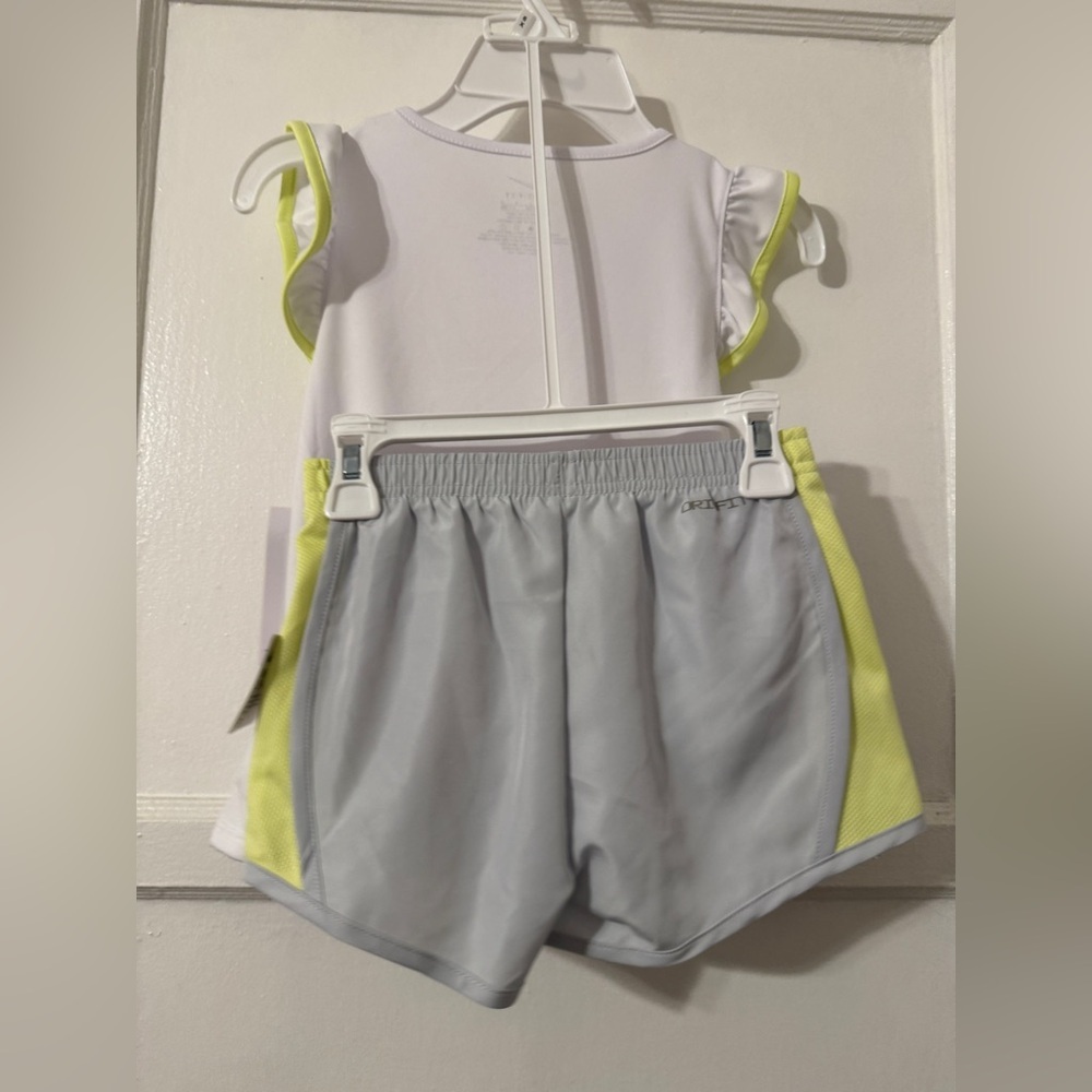 Nike girls set size 6x NWT - Picture 2 of 3